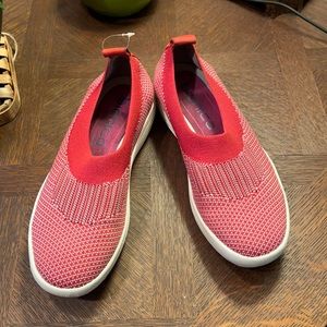 Bionica slip on shoe